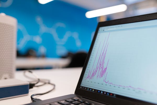 Lead Response Time: Why Under 5 Minutes Means 2.6x More Closes